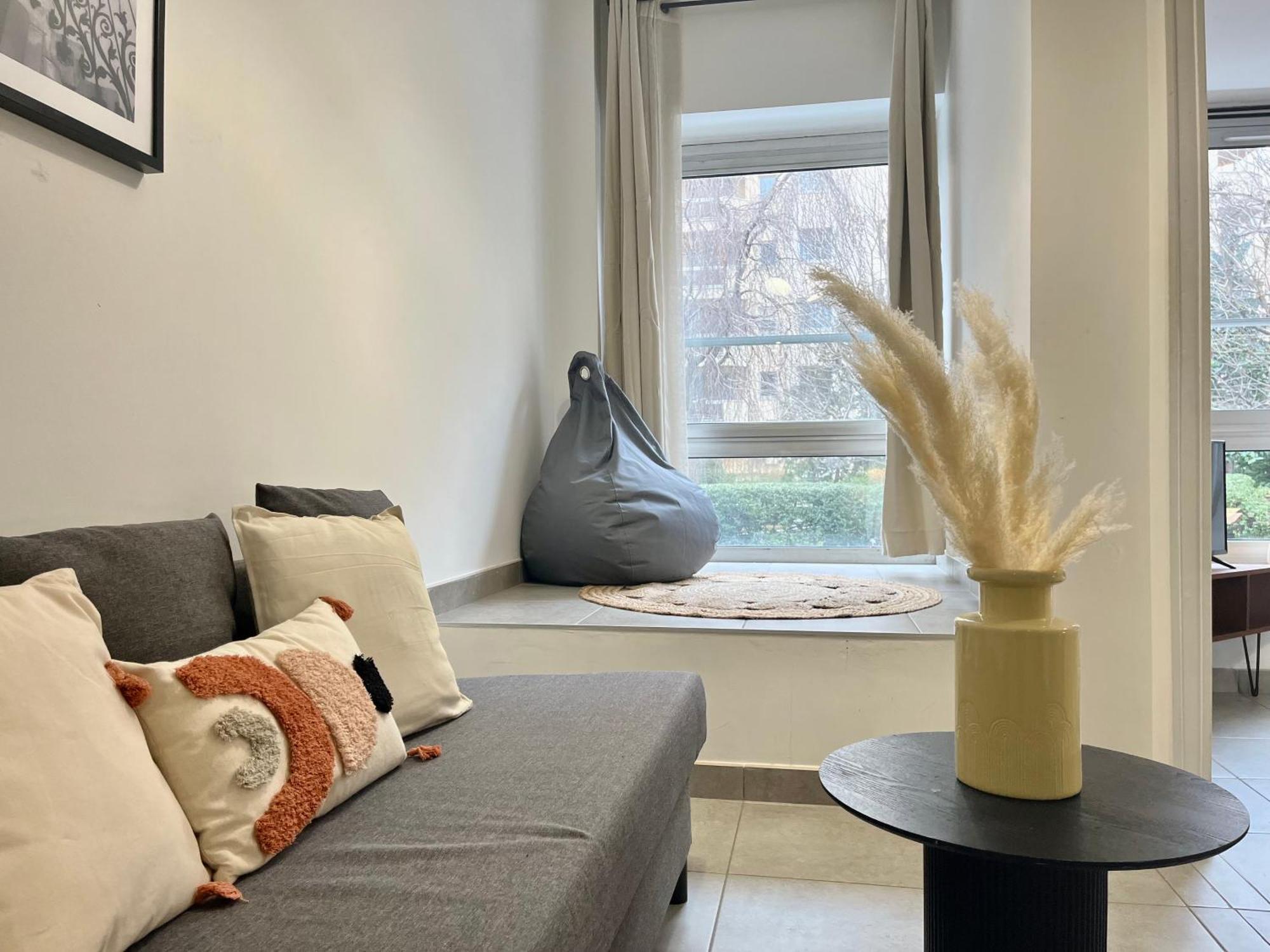 Suite Danbury Lyon Ngoại thất bức ảnh
