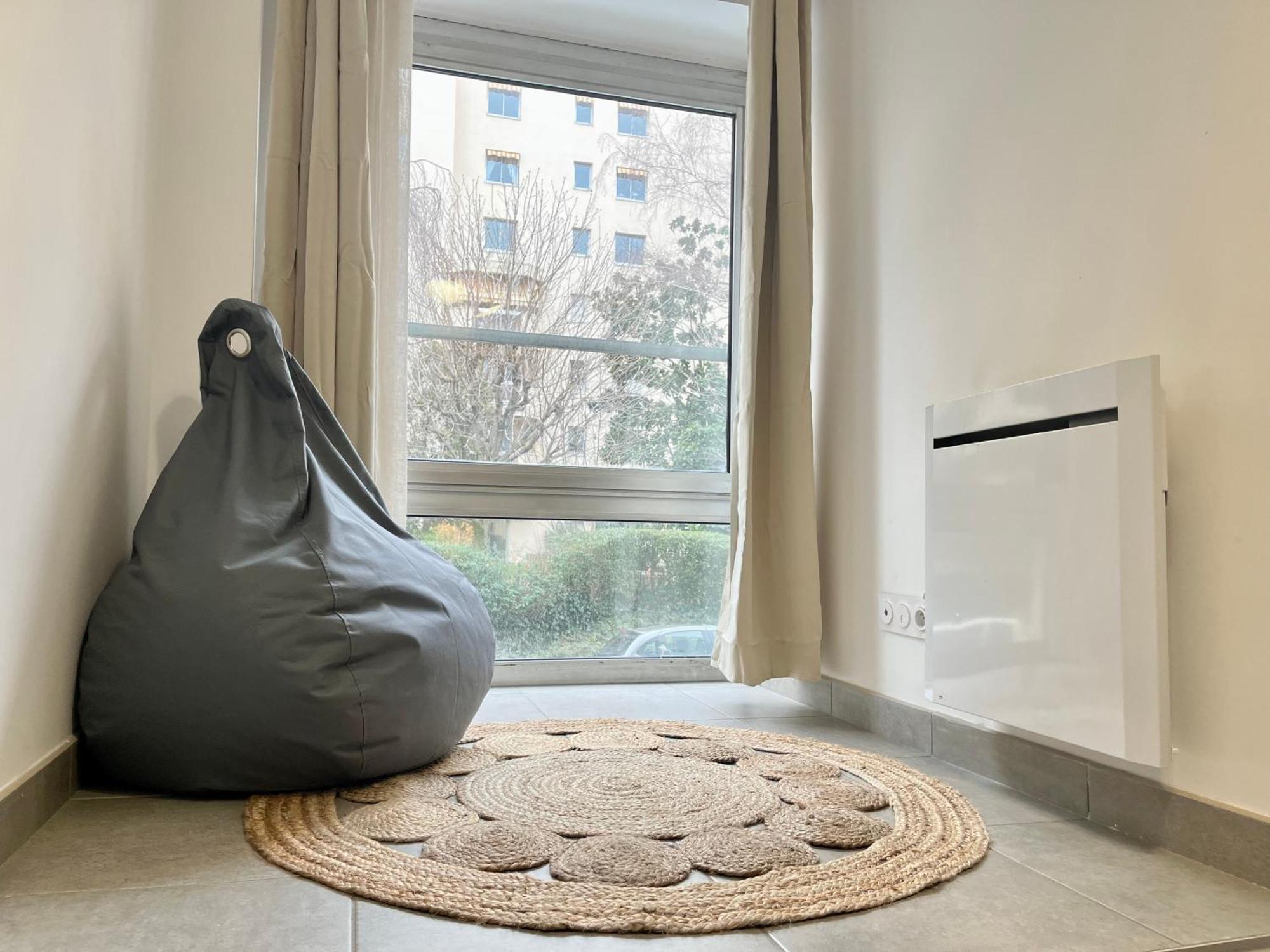 Suite Danbury Lyon Ngoại thất bức ảnh